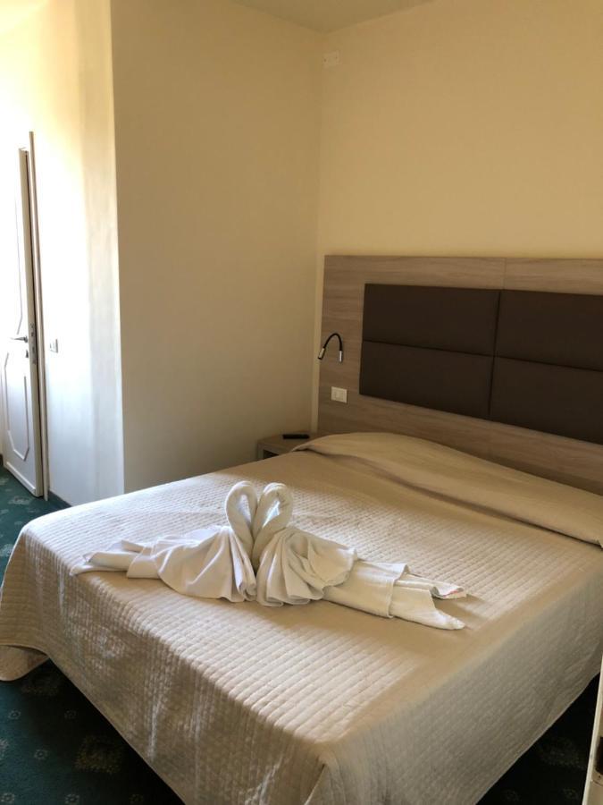 Hotel Miralago Pieve  Buitenkant foto