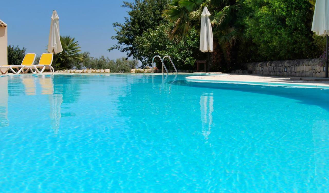 Hotel Miralago Pieve  Buitenkant foto